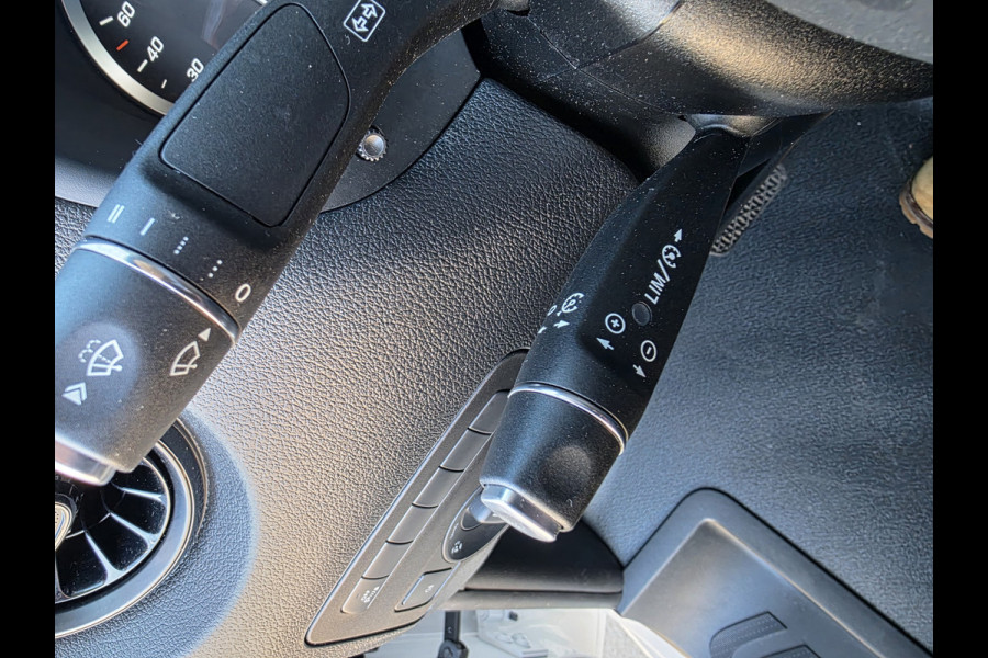 Mercedes-Benz eVito eVito 112 L2 Business Solution 60 kWh Achteruitrijcamera Airco  Stoelverwarming