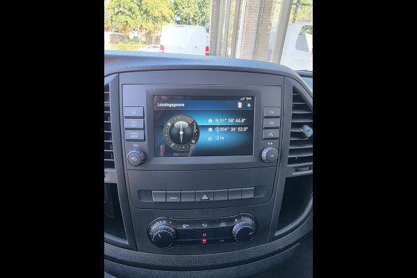 Mercedes-Benz eVito eVito 112 L2 Business Solution 60 kWh Achteruitrijcamera Airco  Stoelverwarming