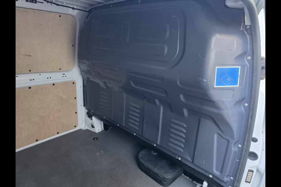 Mercedes-Benz eVito eVito 112 L2 Business Solution 60 kWh Achteruitrijcamera Airco  Stoelverwarming