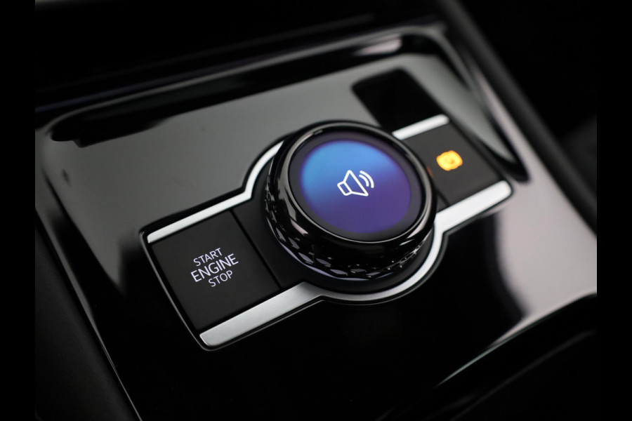 Volkswagen Tiguan 1.5 eHybrid R-Line Edition 272 pk Automaat (DSG) | Navigatie via App | Panoramadak | Trekhaak (wegklapbaar) | Parkeersensoren (Park assist) | Achteruitrijcamera | Keyless | R-Line |
