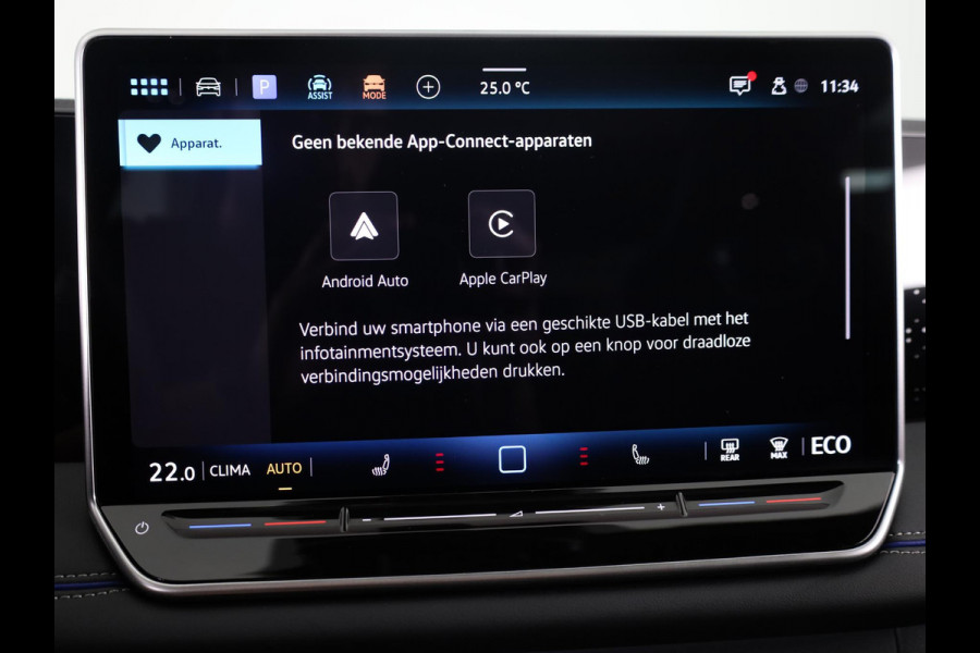 Volkswagen Tiguan 1.5 eHybrid R-Line Edition 272 pk Automaat (DSG) | Navigatie via App | Panoramadak | Trekhaak (wegklapbaar) | Parkeersensoren (Park assist) | Achteruitrijcamera | Keyless | R-Line |