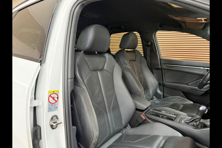 Audi Q3 45 TFSI e S line | 245 PK | Virtual Cockpit Plus | Camera | Black Optics | Leder | 2022
