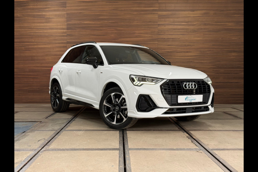 Audi Q3 45 TFSI e S line | 245 PK | Virtual Cockpit Plus | Camera | Black Optics | Leder | 2022