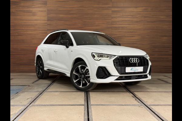 Audi Q3 45 TFSI e S line | 245 PK | Virtual Cockpit Plus | Camera | Black Optics | Leder | 2022