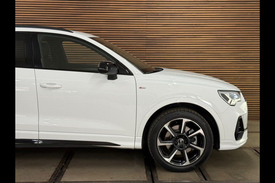 Audi Q3 45 TFSI e S line | 245 PK | Virtual Cockpit Plus | Camera | Black Optics | Leder | 2022