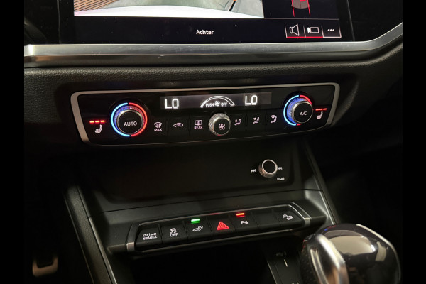 Audi Q3 45 TFSI e S line | 245 PK | Virtual Cockpit Plus | Camera | Black Optics | Leder | 2022