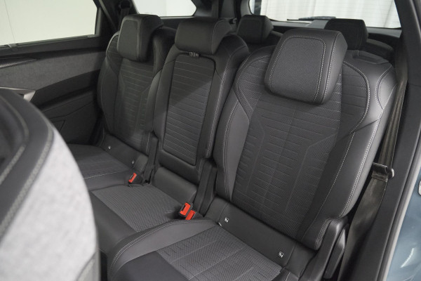 Peugeot 5008 1.2 Hybrid 145 GT 7p | Adaptieve Cruise Control | Camera | Elektrische Kofferklep | Stoelverwarming