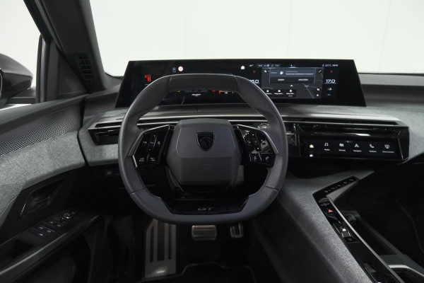 Peugeot 5008 1.2 Hybrid 145 GT 7p | Adaptieve Cruise Control | Camera | Elektrische Kofferklep | Stoelverwarming
