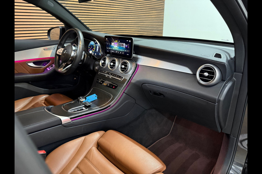 Mercedes-Benz GLC Coupé 200 4MATIC Premium Plus AMG Line 4MATIC | Pano | Virtual | Night pakket| Ambient | MBUX | Trekhaak|NL-AUTO