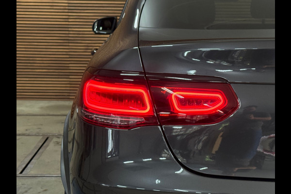 Mercedes-Benz GLC Coupé 200 4MATIC Premium Plus AMG Line 4MATIC | Pano | Virtual | Night pakket| Ambient | MBUX | Trekhaak|NL-AUTO