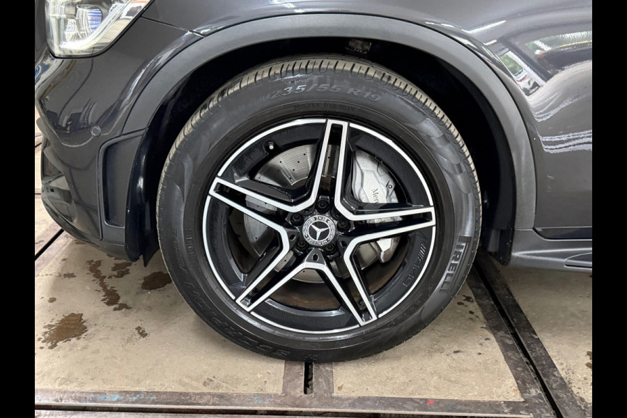 Mercedes-Benz GLC Coupé 200 4MATIC Premium Plus AMG Line 4MATIC | Pano | Virtual | Night pakket| Ambient | MBUX | Trekhaak|NL-AUTO