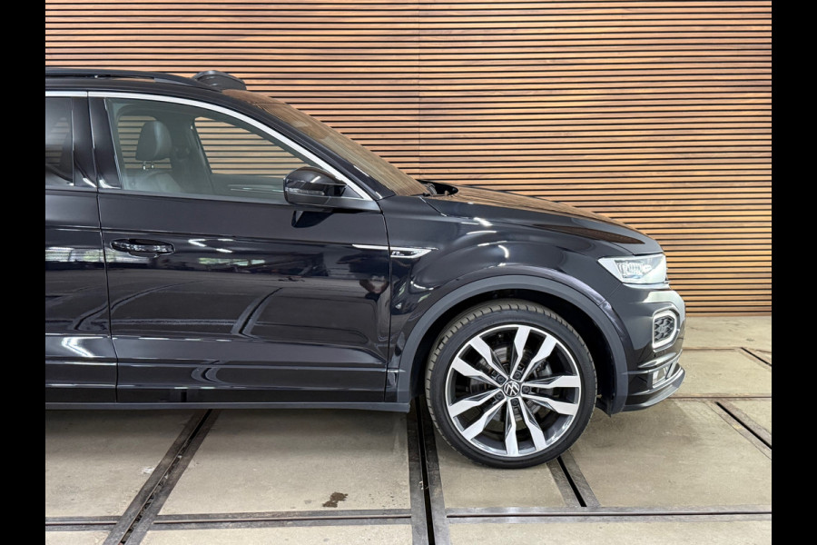 Volkswagen T-Roc 1.5 TSI 3x R-Line Executive | VOL! | Pano | Virtual | LED | Ambient | Rijassist Plus | Winterpakket | ACC | DAB+