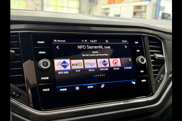 Volkswagen T-Roc 1.5 TSI 3x R-Line Executive | VOL! | Pano | Virtual | LED | Ambient | Rijassist Plus | Winterpakket | ACC | DAB+