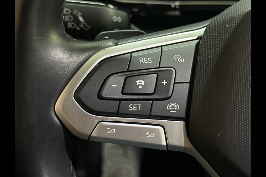 Volkswagen T-Cross 1.0 TSI Style DSG | ACC | Camera | CarPlay | 18 Inch | LED | Stoelverwarming
