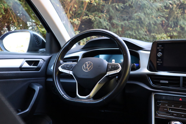 Volkswagen T-Roc 1.0 TSI Life Business | Virtual dash | Stoelverwarming |