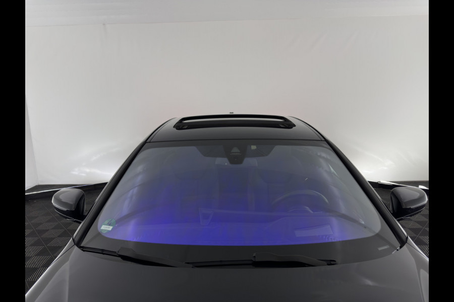 BMW i4 eDrive40 High Executive 84 kWh [3-Fase-11kW] {SoH-98%} (INCL.BTW) *PANO | HEAD-UP | LEATHER | LASER-LED | HARMAN/KARDON | HEATED-SPORTSEATS | WIDESCREEN-DIGI-COCKPIT | CAMERA | DAB+ | PRIVACY-GLASS | NAVI-FULLMAP | ECC | PDC | 18''ALU*