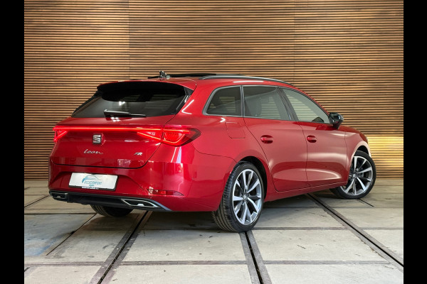 Seat Leon Sportstourer 1.5 eTSI FR Business Intense | Pano | Matrix LED | Trekhaak | ACC | Camera