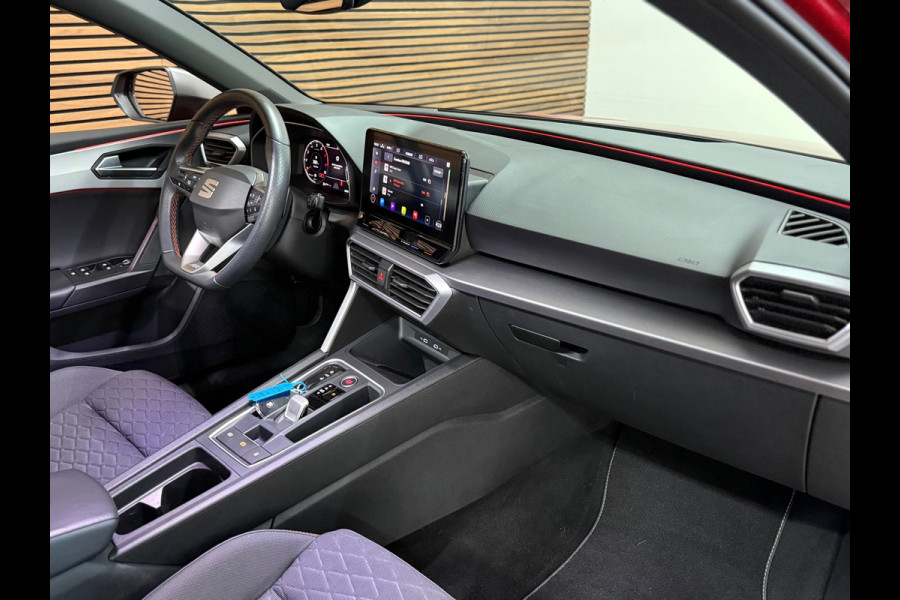 Seat Leon Sportstourer 1.5 eTSI FR Business Intense | Pano | Matrix LED | Trekhaak | ACC | Camera