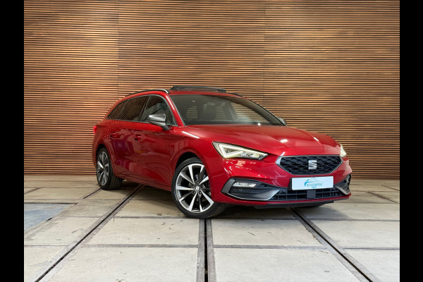 Seat Leon Sportstourer 1.5 eTSI FR Business Intense | Pano | Matrix LED | Trekhaak | ACC | Camera