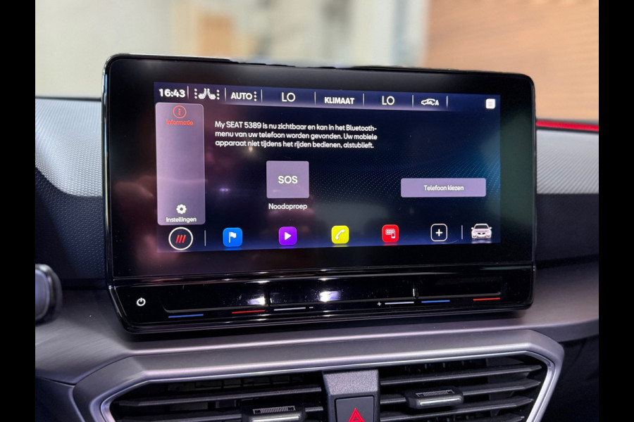 Seat Leon Sportstourer 1.5 eTSI FR Business Intense | Pano | Matrix LED | Trekhaak | ACC | Camera
