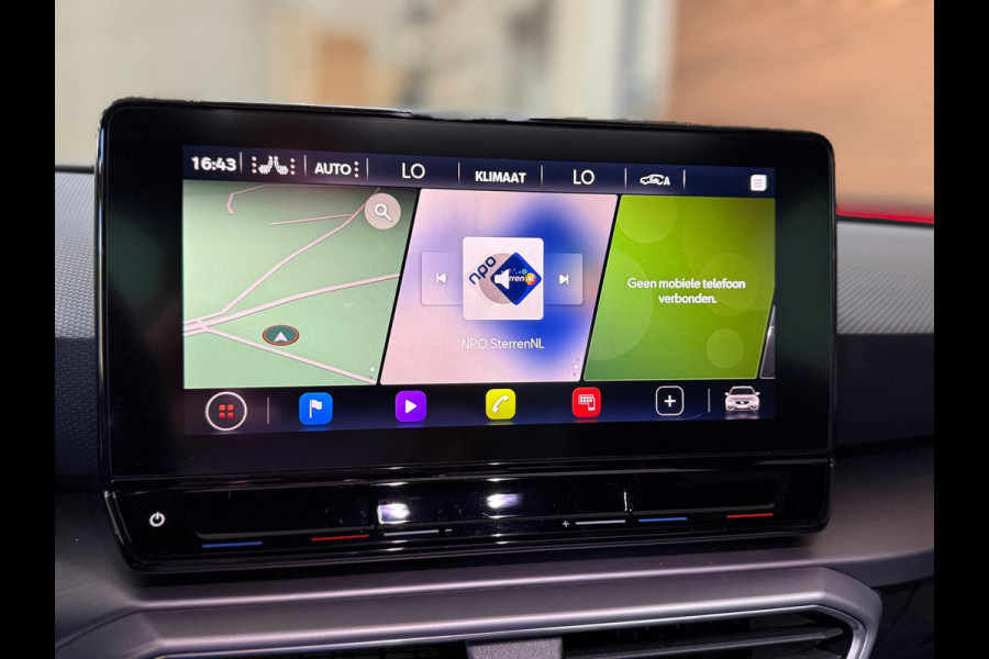 Seat Leon Sportstourer 1.5 eTSI FR Business Intense | Pano | Matrix LED | Trekhaak | ACC | Camera