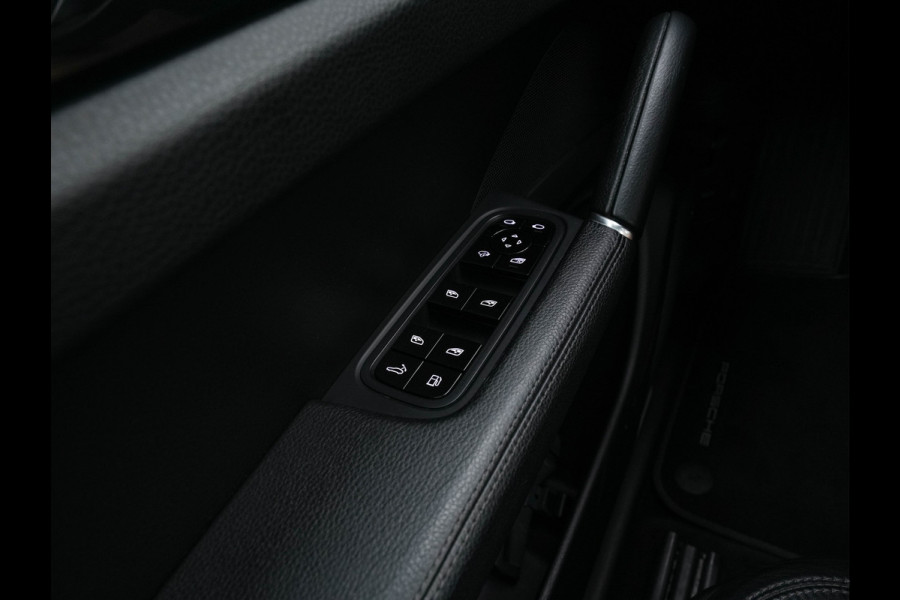 Porsche Cayenne Coupé 3.0 E-Hybrid (Plug-in) (INCL.BTW) Aut. *PANO | LEATHER | FULL-LED | SPORT-CHRONO | TOP-VIEW | ADAPTIVE-CRUISE | BOSE-SOUND | DAB+ | NAVI-FULLMAP | COMFORT-SEATS | SHIFT-PADDLES | KEYLESS | ECC | PDC | 20''ALU*