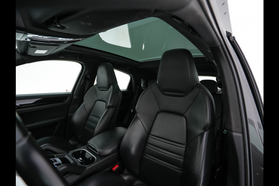 Porsche Cayenne Coupé 3.0 E-Hybrid (Plug-in) (INCL.BTW) Aut. *PANO | LEATHER | FULL-LED | SPORT-CHRONO | TOP-VIEW | ADAPTIVE-CRUISE | BOSE-SOUND | DAB+ | NAVI-FULLMAP | COMFORT-SEATS | SHIFT-PADDLES | KEYLESS | ECC | PDC | 20''ALU*