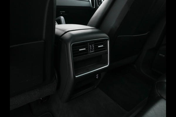 Porsche Cayenne Coupé 3.0 E-Hybrid (Plug-in) (INCL.BTW) Aut. *PANO | LEATHER | FULL-LED | SPORT-CHRONO | TOP-VIEW | ADAPTIVE-CRUISE | BOSE-SOUND | DAB+ | NAVI-FULLMAP | COMFORT-SEATS | SHIFT-PADDLES | KEYLESS | ECC | PDC | 20''ALU*
