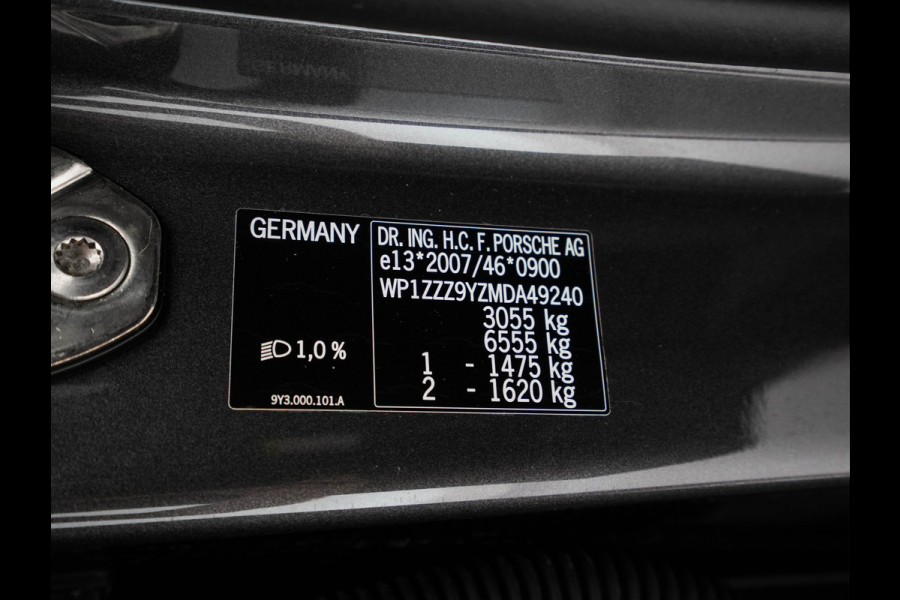 Porsche Cayenne Coupé 3.0 E-Hybrid (Plug-in) (INCL.BTW) Aut. *PANO | LEATHER | FULL-LED | SPORT-CHRONO | TOP-VIEW | ADAPTIVE-CRUISE | BOSE-SOUND | DAB+ | NAVI-FULLMAP | COMFORT-SEATS | SHIFT-PADDLES | KEYLESS | ECC | PDC | 20''ALU*