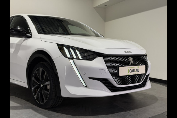Peugeot e-208 EV GT 50 kWh | Apple Carplay/Android Auto | Voorstoelen verwarmd | Sport interieur