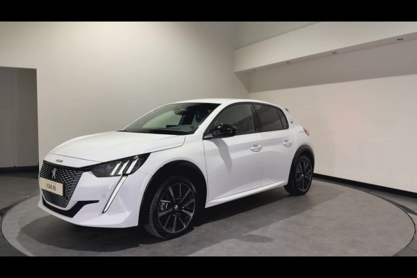 Peugeot e-208 EV GT 50 kWh | Apple Carplay/Android Auto | Voorstoelen verwarmd | Sport interieur