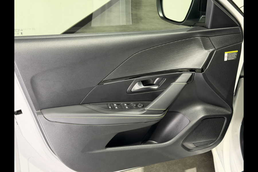 Peugeot e-208 EV GT 50 kWh | Apple Carplay/Android Auto | Voorstoelen verwarmd | Sport interieur