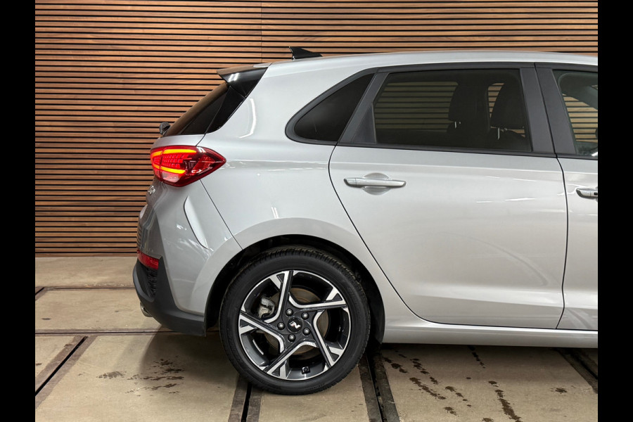 Hyundai i30 N-Line 1.0 T-GDi 120PK MHEV | Digital Dash | Sport Pack | Comfort Pack | Lane Assist | Drive Select | Camera | NAVI |