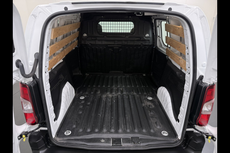Peugeot Partner 1.2 PureTech Premium BENZINE, BPM vrij, Airco, Navigatie, Cruise Control, EX Lease