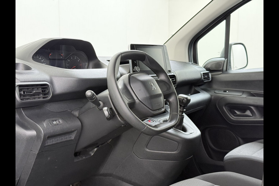 Peugeot Partner 1.2 PureTech Premium BENZINE, BPM vrij, Airco, Navigatie, Cruise Control, EX Lease