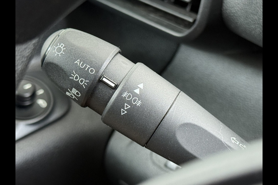 Peugeot Partner 1.2 PureTech Premium BENZINE, BPM vrij, Airco, Navigatie, Cruise Control, EX Lease