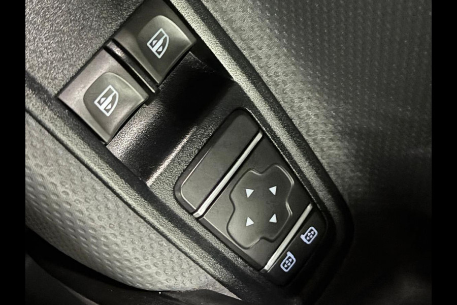Mercedes-Benz Citan 110 CDI L1 Pro Airco Cruise control Achteruitrijcamera Verwarmde stoel Trekhaak Parkeersensor achter Apple Carplay/ Android Auto