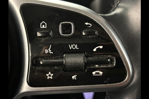 Mercedes-Benz Citan 110 CDI L1 Pro Airco Cruise control Achteruitrijcamera Verwarmde stoel Trekhaak Parkeersensor achter Apple Carplay/ Android Auto