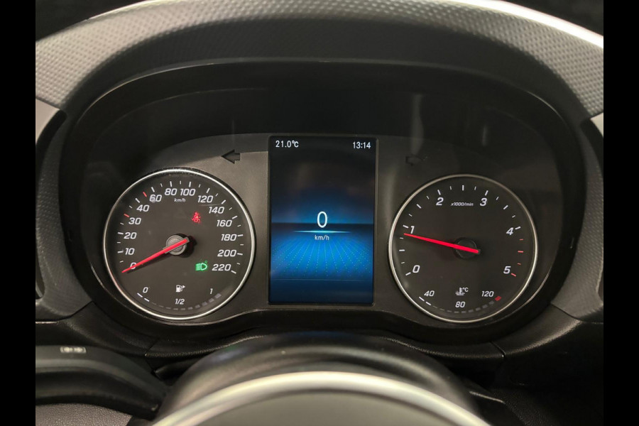 Mercedes-Benz Citan 110 CDI L1 Pro Airco Cruise control Achteruitrijcamera Verwarmde stoel Trekhaak Parkeersensor achter Apple Carplay/ Android Auto