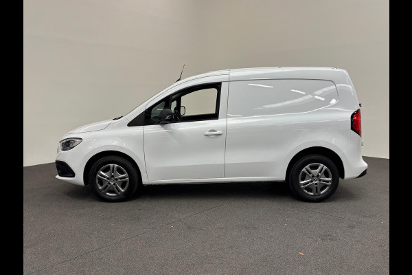Mercedes-Benz Citan 110 CDI L1 Pro Airco Cruise control Achteruitrijcamera Verwarmde stoel Trekhaak Parkeersensor achter Apple Carplay/ Android Auto