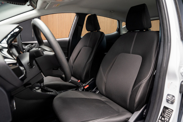 Ford Fiesta 1.0 EcoBoost Hybrid Navi Climate Cruise PDC Carplay Bleutooth LM velgen BTW auto