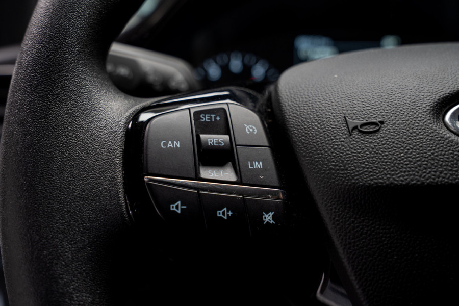 Ford Fiesta 1.0 EcoBoost Hybrid Navi Climate Cruise PDC Carplay Bleutooth LM velgen BTW auto