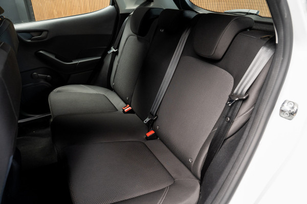 Ford Fiesta 1.0 EcoBoost Hybrid Navi Climate Cruise PDC Carplay Bleutooth LM velgen BTW auto