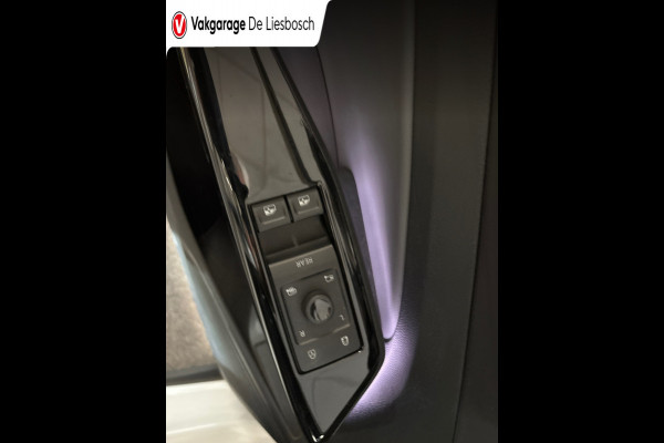 Volkswagen ID.5 Pro 77 kWh / Soh 95,2 / warmtepomp / trekhaak / head up / memory / carplay