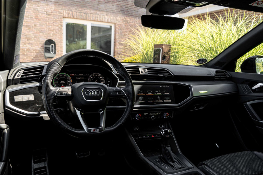 Audi Q3 Sportback 45 TFSI e S Edition 245 PK S-Line ACC Matrix LED Keyless B&O Black Optic Camera 19''