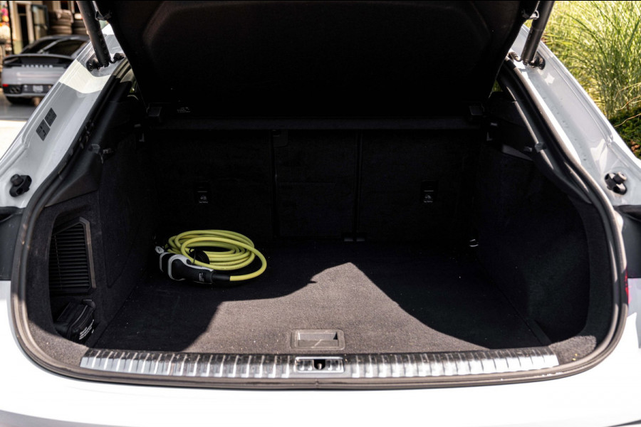 Audi Q3 Sportback 45 TFSI e S Edition 245 PK S-Line ACC Matrix LED Keyless B&O Black Optic Camera 19''