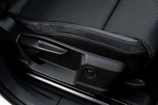 Audi Q3 Sportback 45 TFSI e S Edition 245 PK S-Line ACC Matrix LED Keyless B&O Black Optic Camera 19''