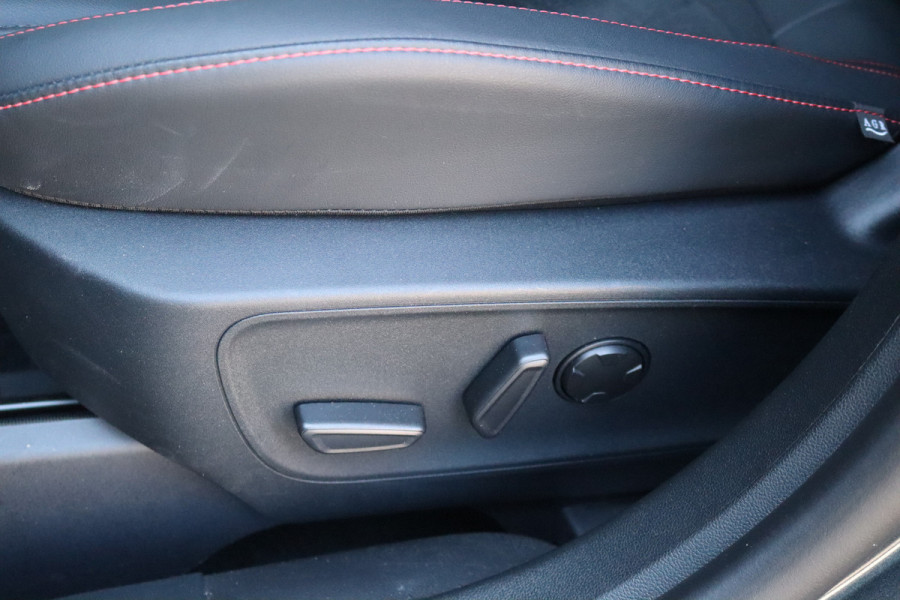 Ford Kuga 1.5 EcoB. 187PK Automaat ST-Line X Trekhaak-1800KG/360-camera/Winterpack/Adapt.-cruise/Reservewiel