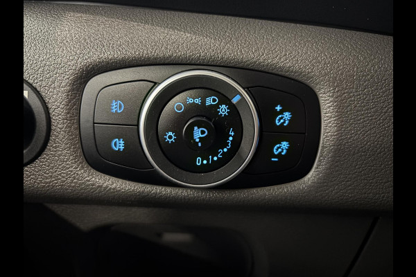 Ford Transit 330 2.0 TDCI L3H2 Trend Automaat Airco Navigatie Bluetooth Camera V+A DAB+ Cruise Control