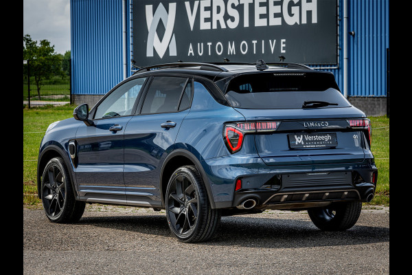 Lynk & Co 01 1.5 Plug-In Hybrid 262pk BLACKED OUT | 360 Camera | Panoramadak